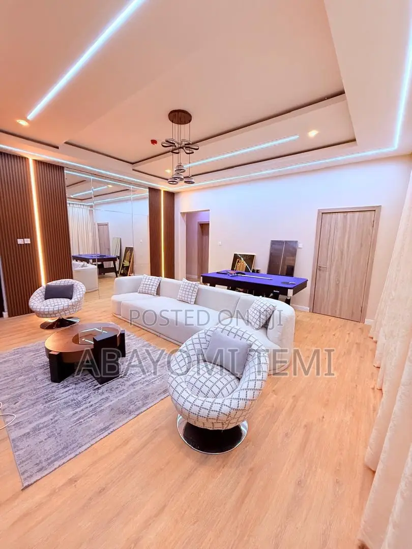 Well Furnished Service Apartment In A Serene Environment in Lekki