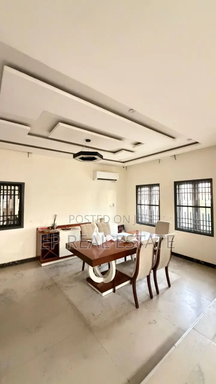 5bdrm Duplex in Mabushi for sale in Mabushi