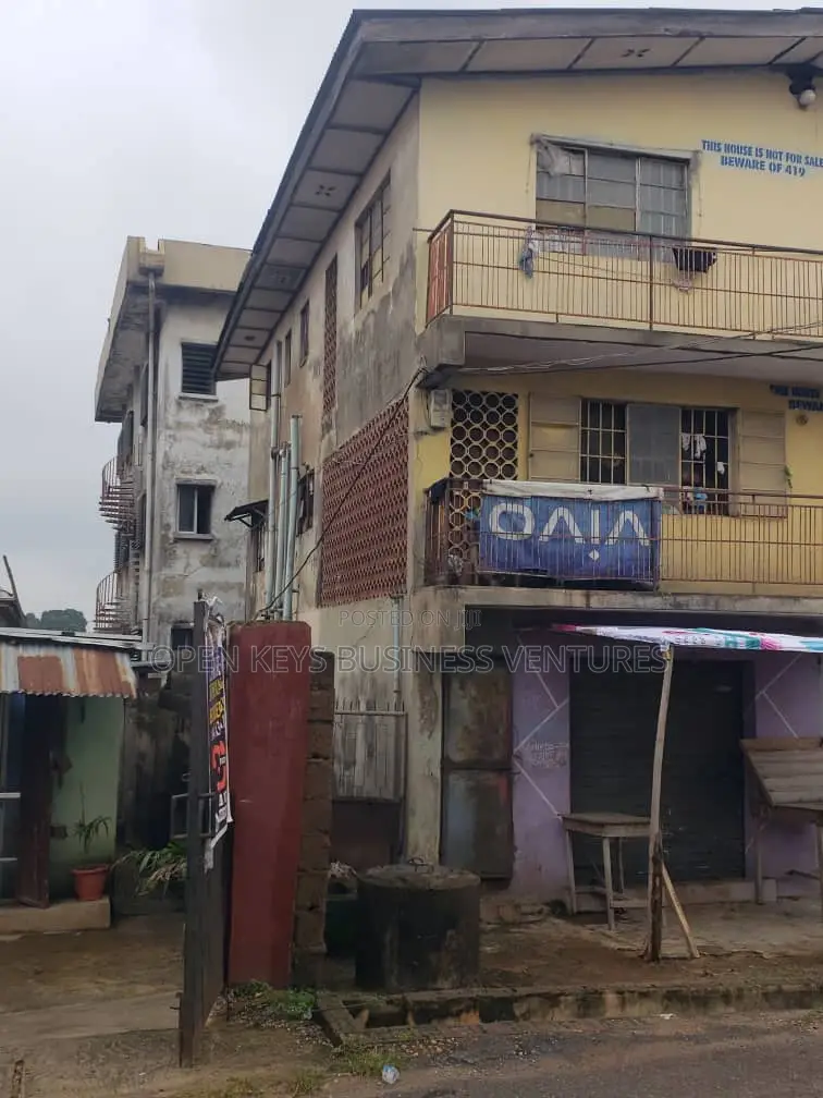 10bdrm Block of Flats in Mokola, Ibadan North West for sale in Ibadan North West