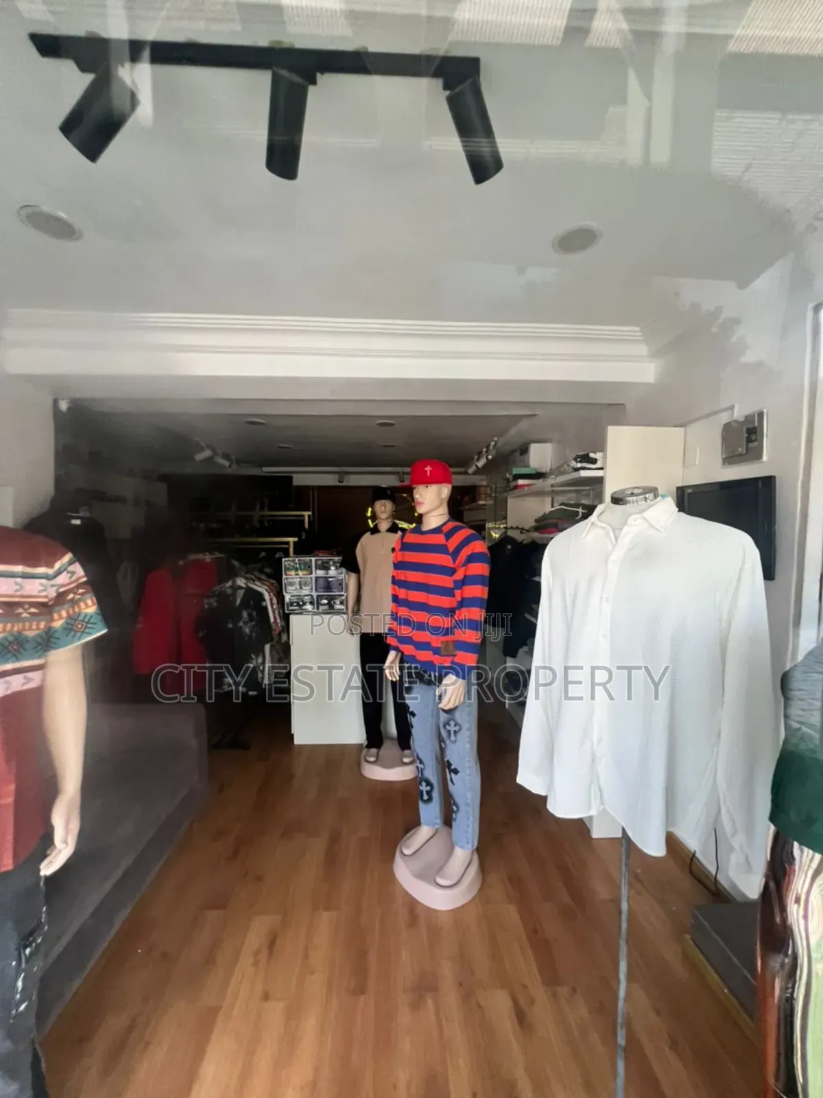 Big Sized Shop for Rent in Gwarimpa in Gwarinpa