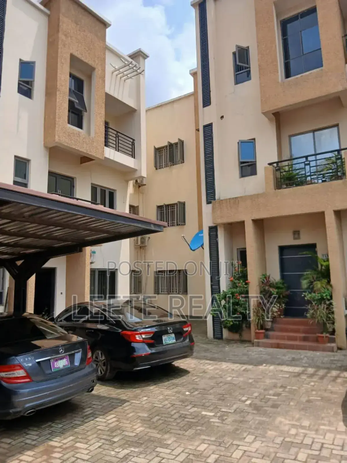 3bdrm Townhouse/Terrace in Life Camp for sale in Life Camp