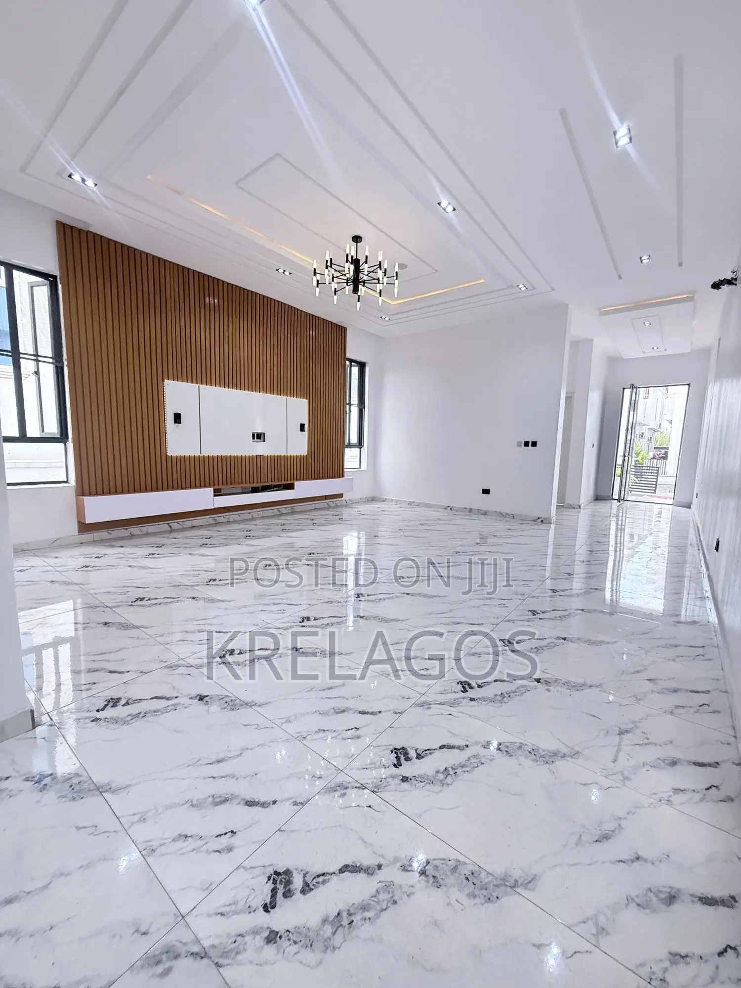 5bdrm Duplex in Ado / Ajah for sale in Ado / Ajah