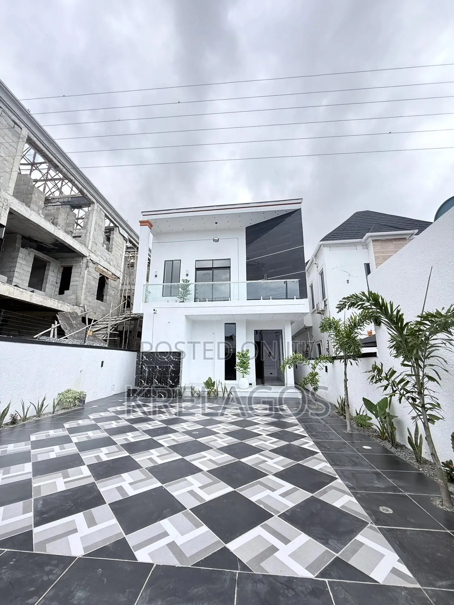 5bdrm Duplex in Ado / Ajah for sale in Ado / Ajah