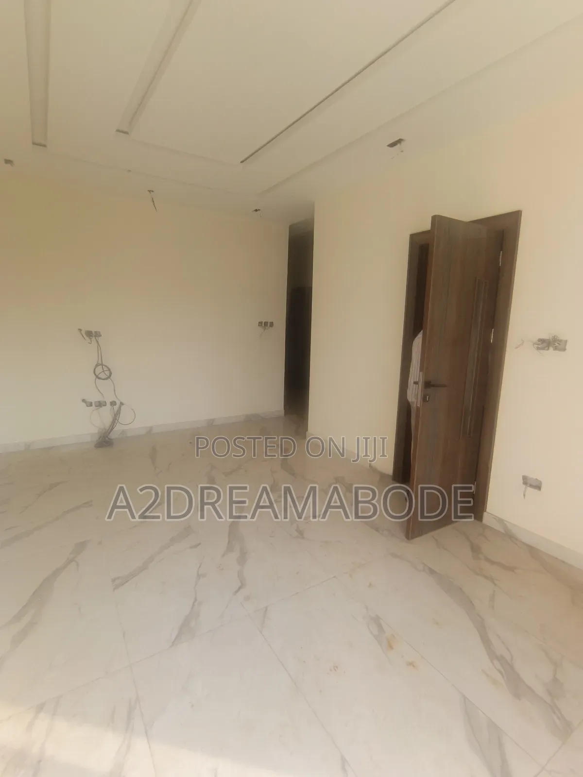 4bdrm Duplex in Omole Phase 2 for rent in Omole Phase 2