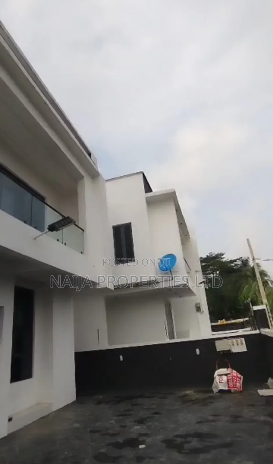5bdrm Duplex in Abraham Adesanya, Ajah for sale in Ajah