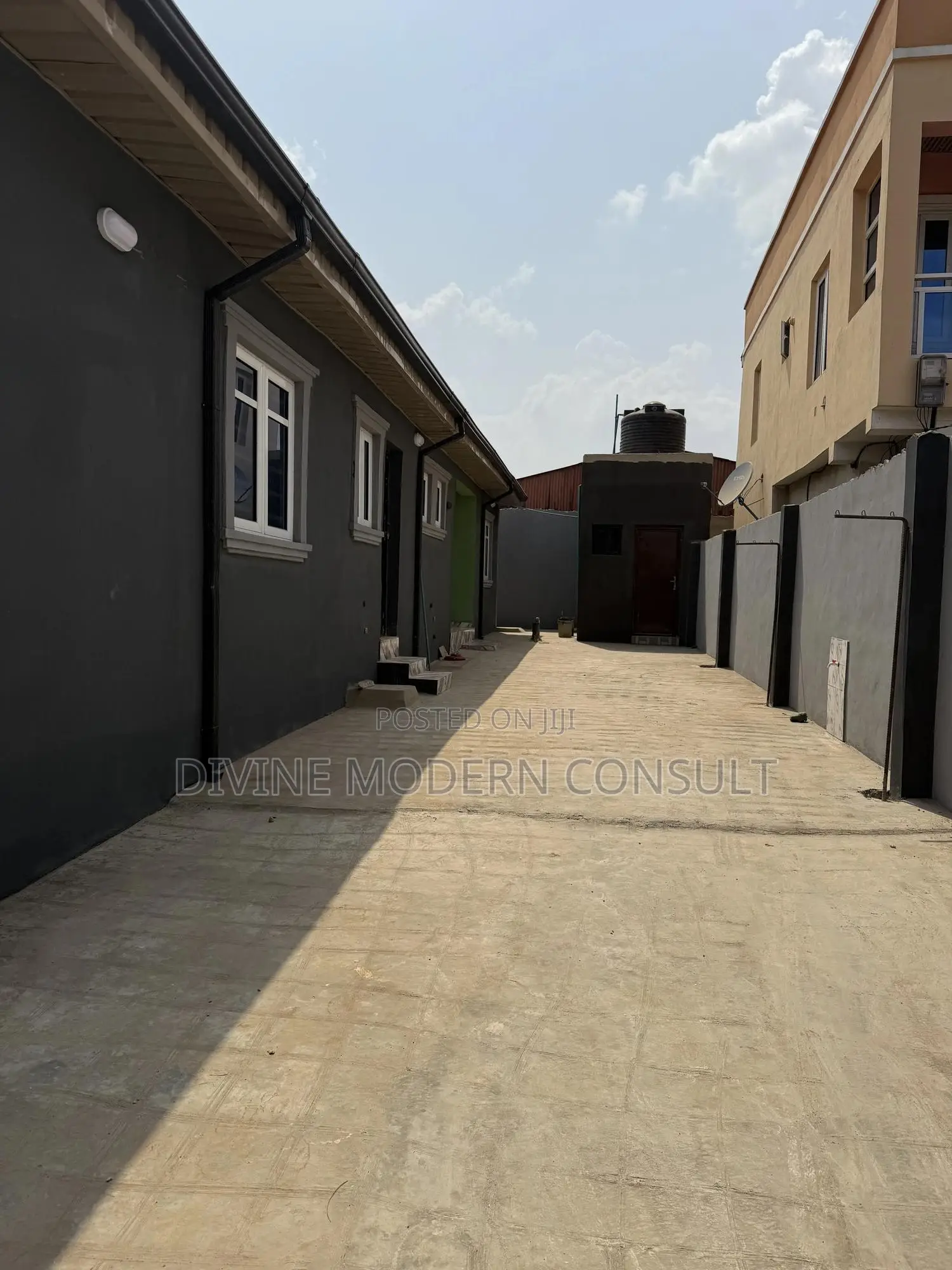 2bdrm Block of Flats in Private, Alakuko for rent in Alakuko