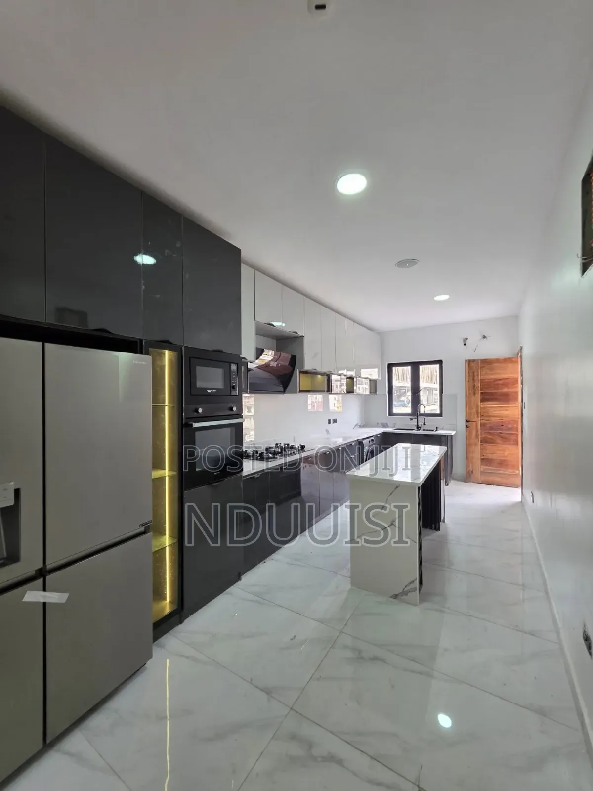 2bdrm Apartment in Lekki Phase 1 for sale in Lekki Phase 1