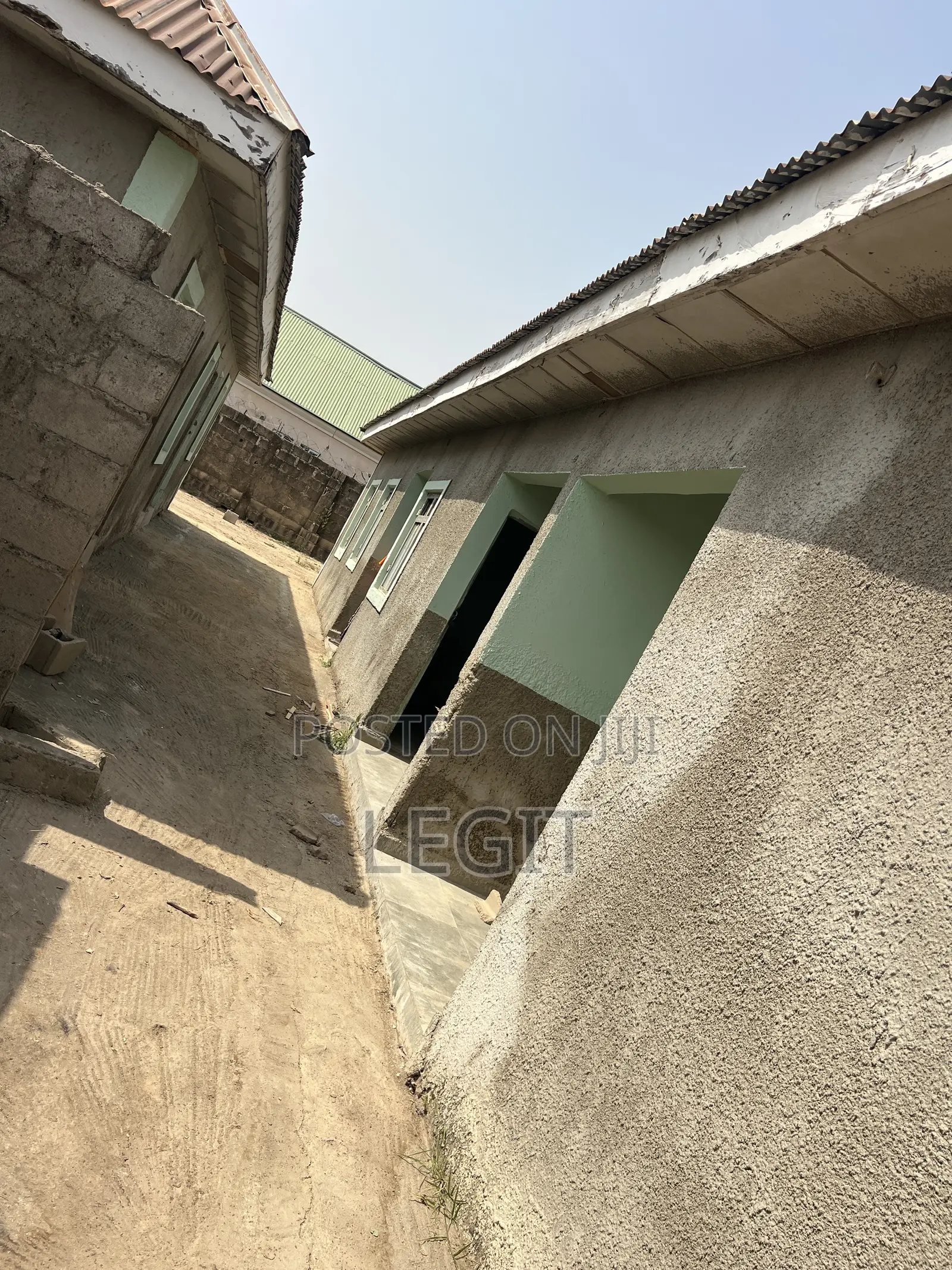 1bdrm Block of Flats in Minna for sale in Minna