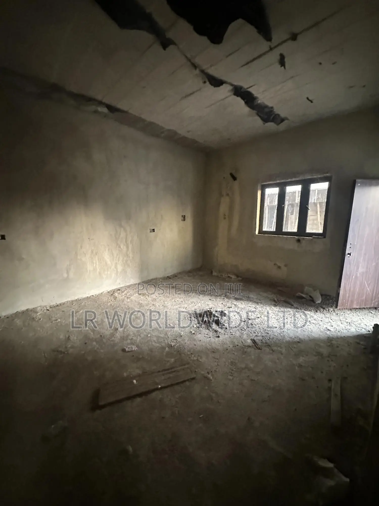 4bdrm Duplex in Lugbe District for sale in Lugbe District