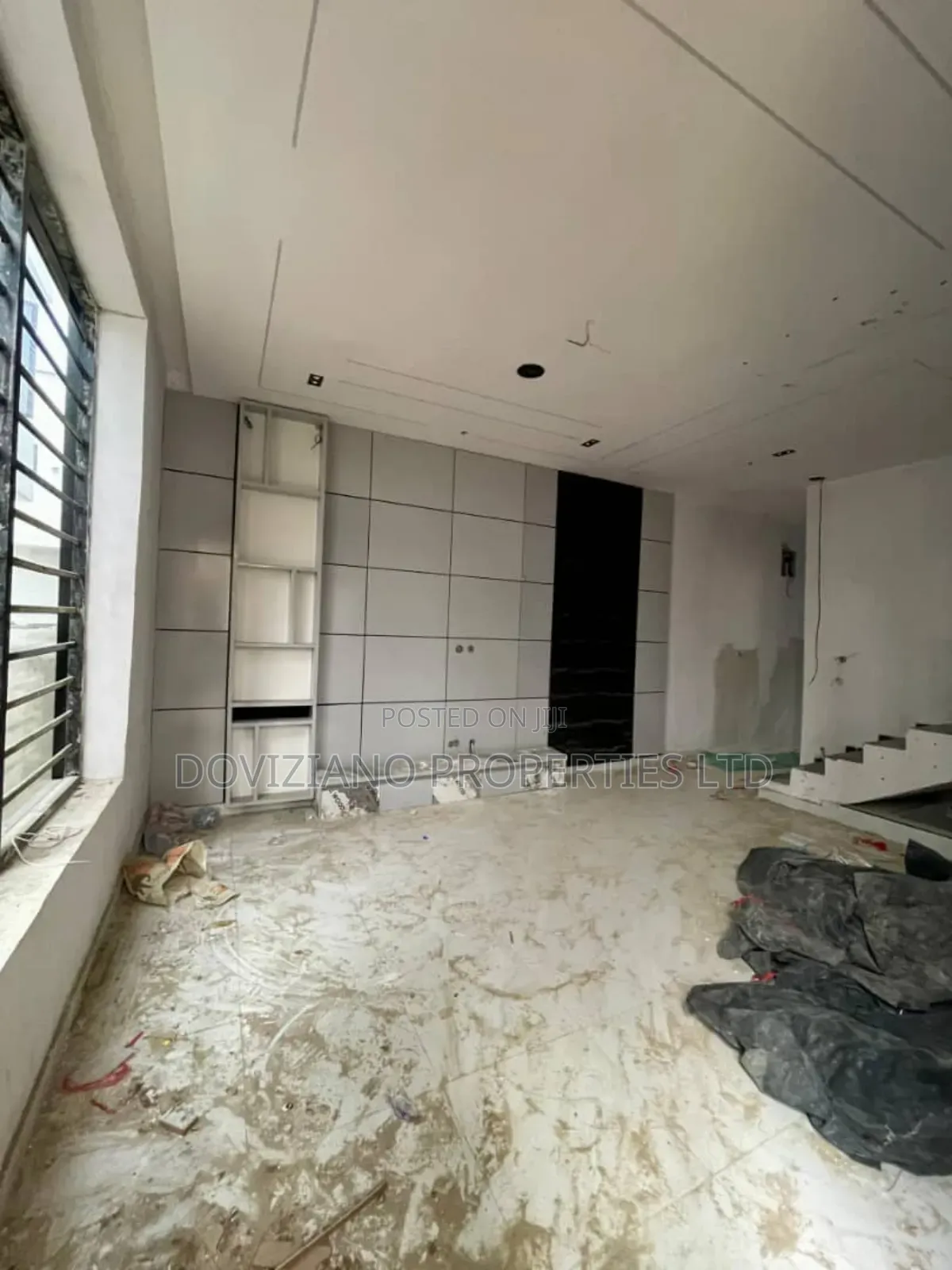 4bdrm Duplex in Igbo-efon for sale in Igbo-efon