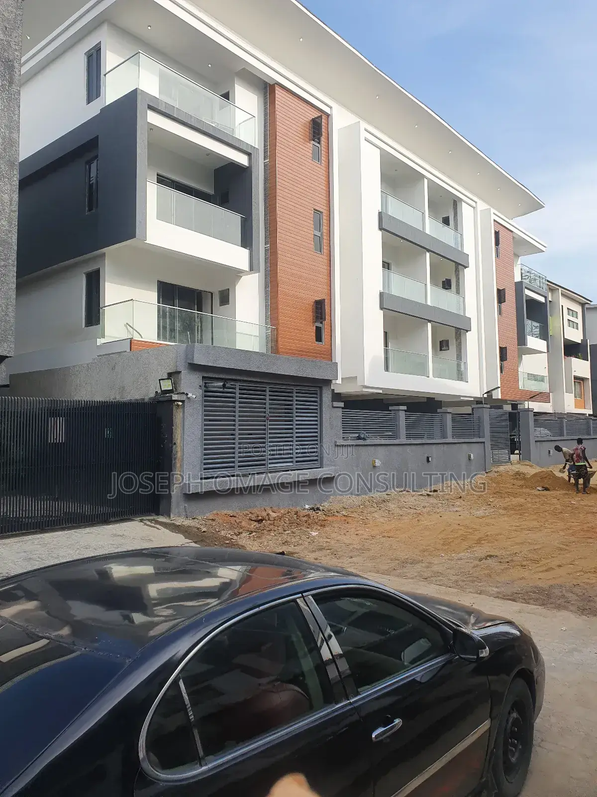 3bdrm Block of Flats in The Enclave, Lekki Phase 1 for sale in Lekki Phase 1