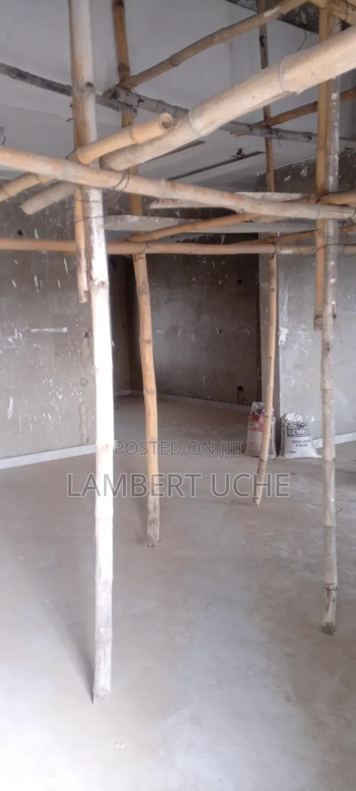 3bdrm Block of Flats in Riverpark, Lugbe District for sale in Lugbe District
