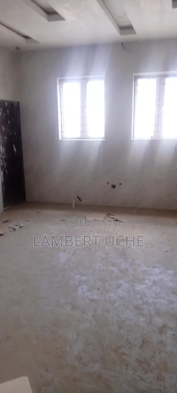 3bdrm Block of Flats in Riverpark, Lugbe District for sale in Lugbe District