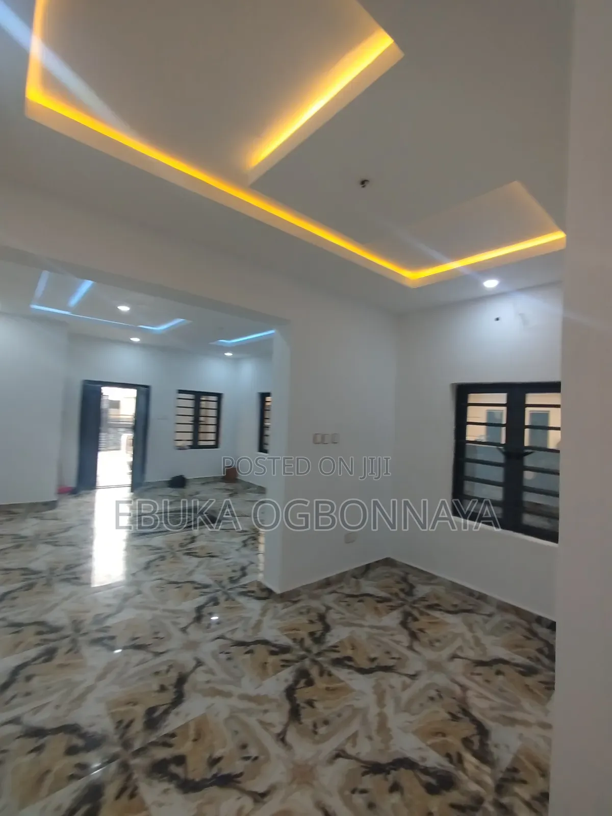 4bdrm Duplex in Sars Road,, Obio-Akpor for rent in Obio-Akpor