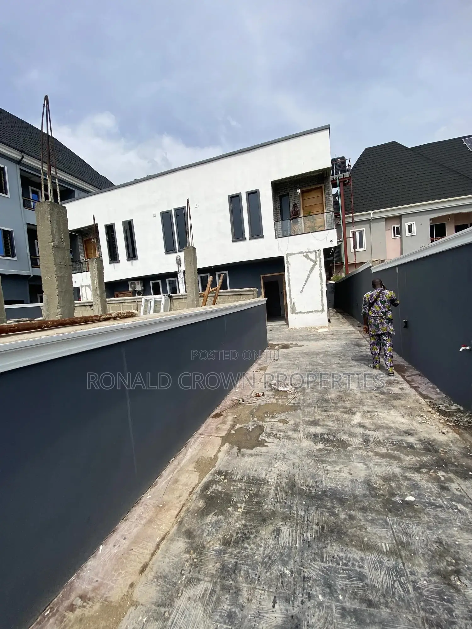 4bdrm Duplex in Ago Palace for sale in Ago Palace