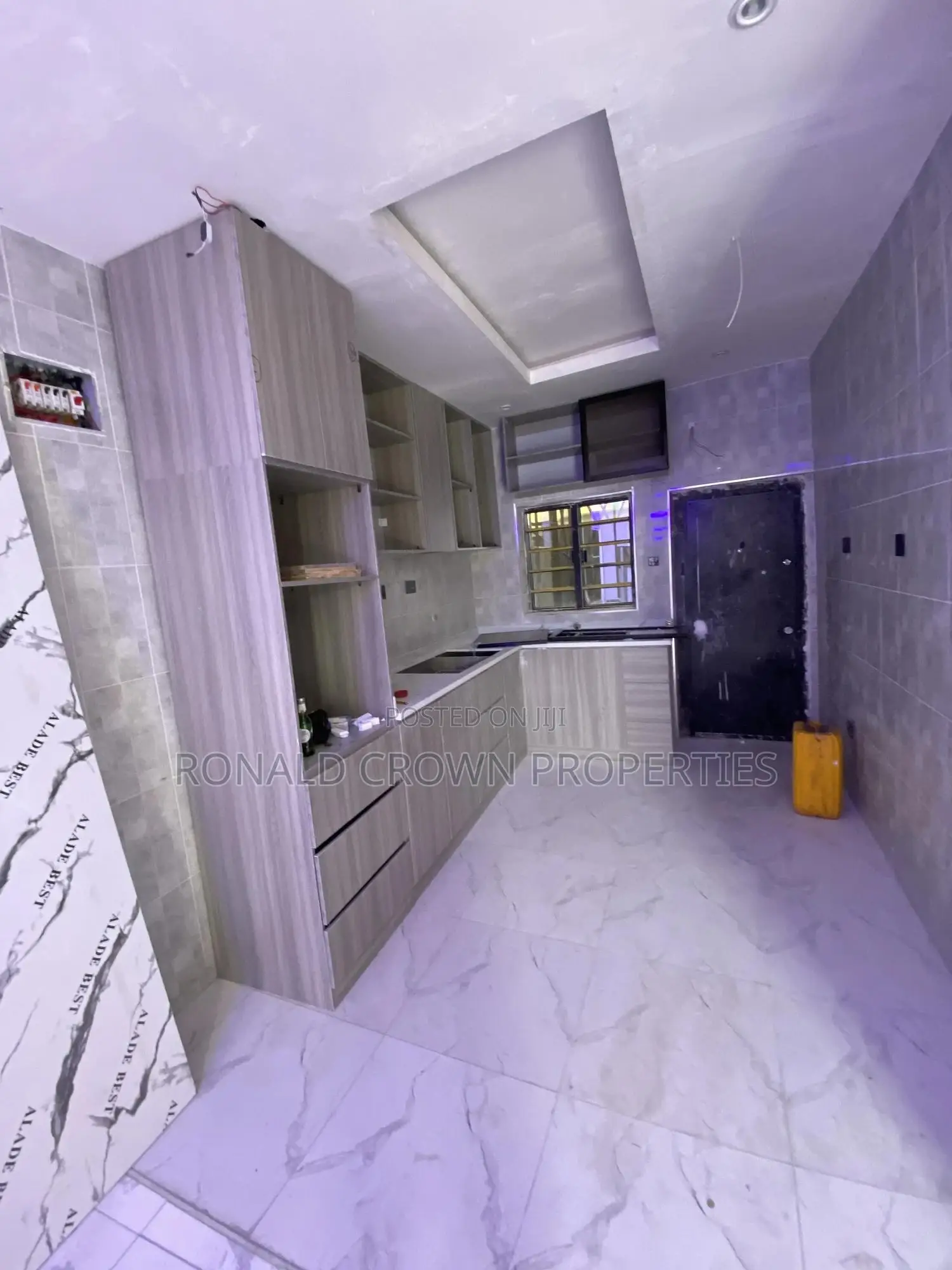 4bdrm Duplex in Ago Palace for sale in Ago Palace