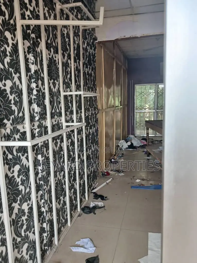 Commercial Shop for Sale in Wuse2 in Wuse 2