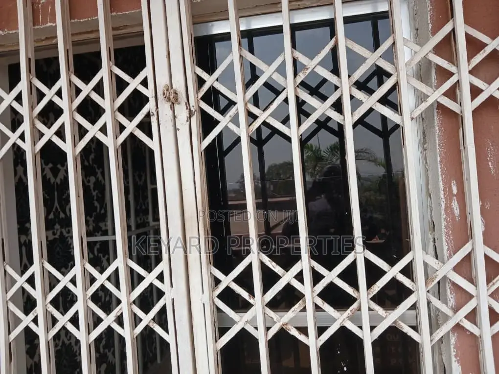 Commercial Shop for Sale in Wuse2 in Wuse 2