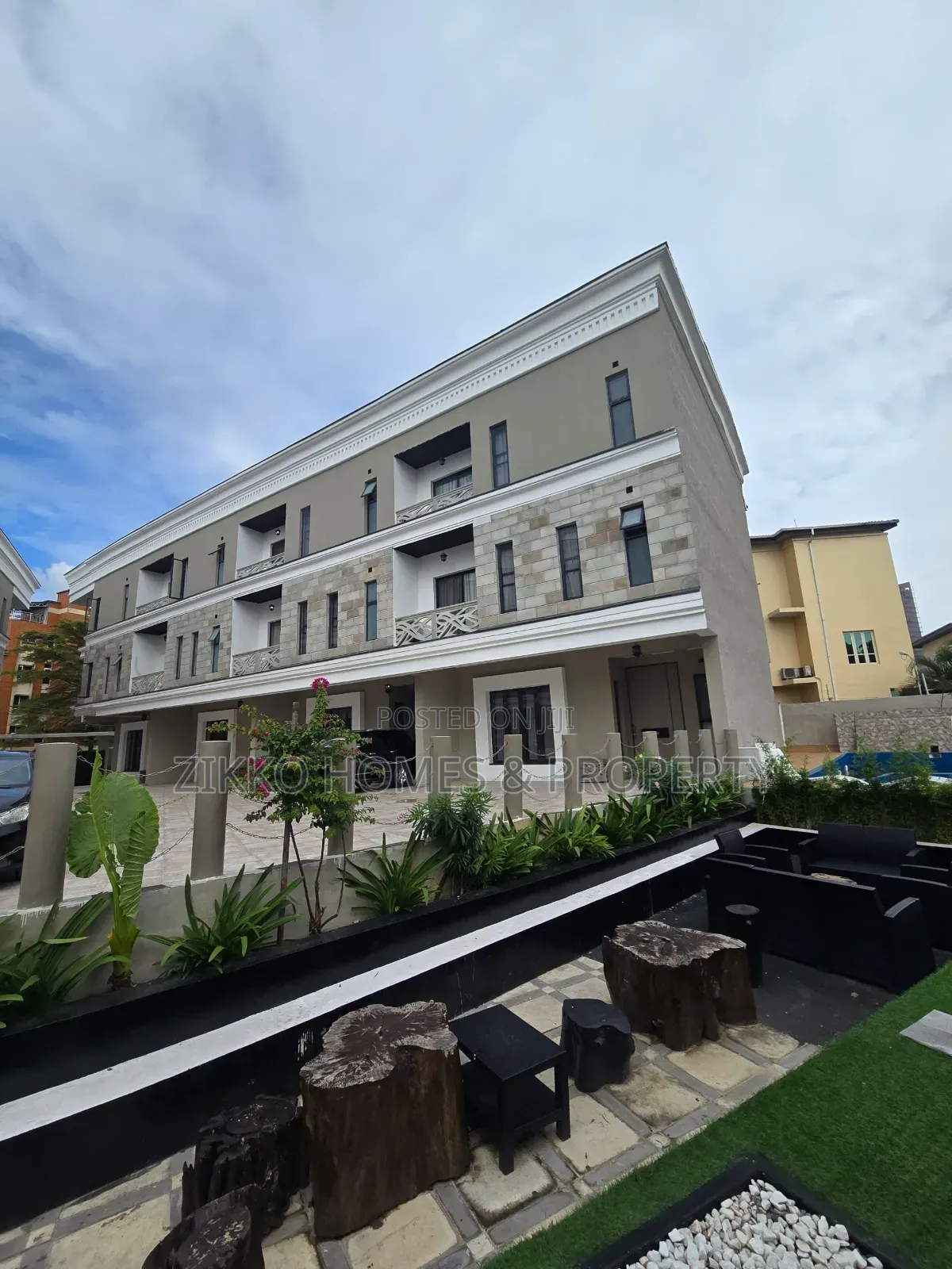 5bdrm Townhouse/Terrace in Ikoyi for sale in Ikoyi