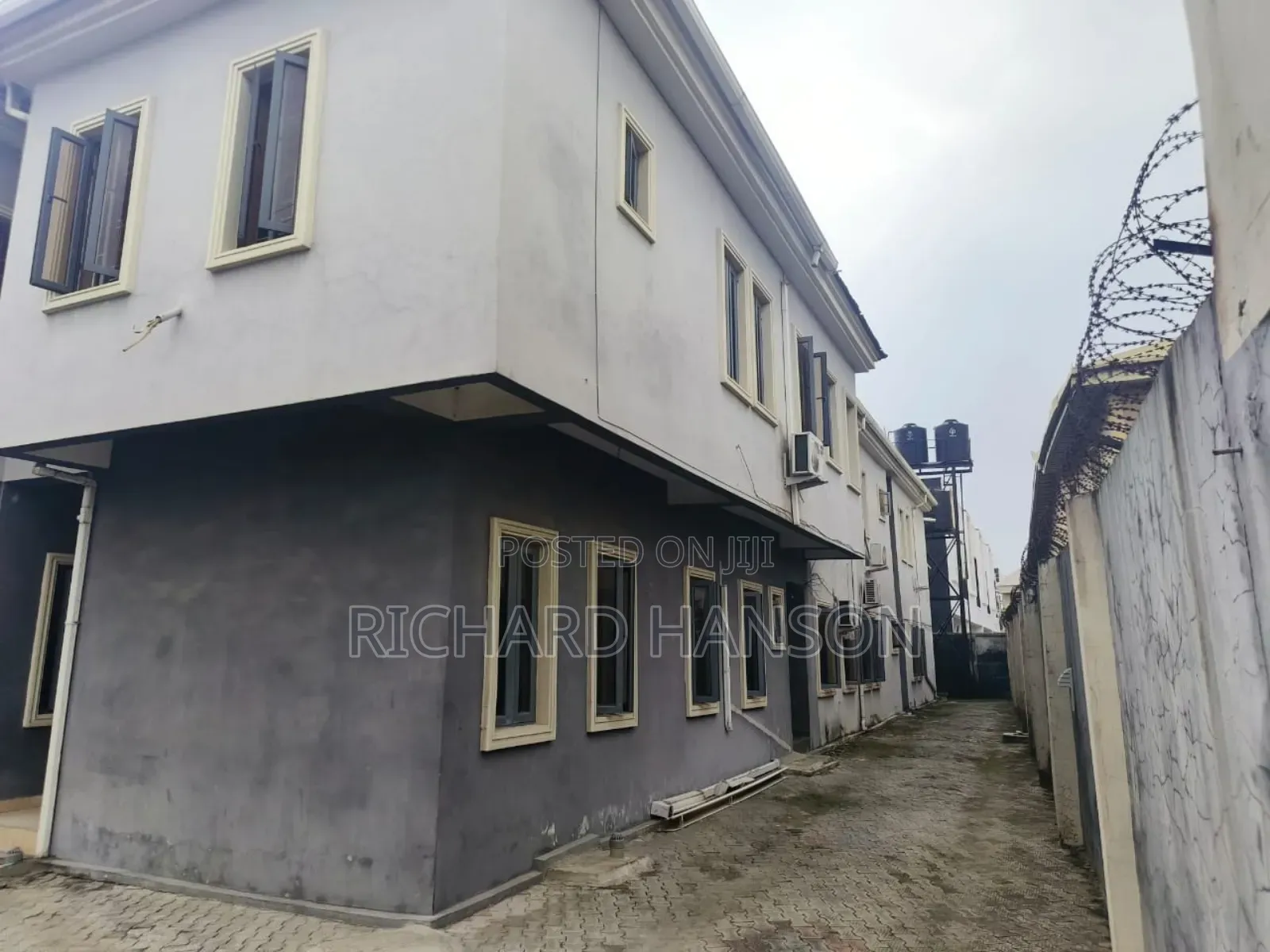 2bdrm Block of Flats in In Ogidan, Sangotedo for sale in Sangotedo