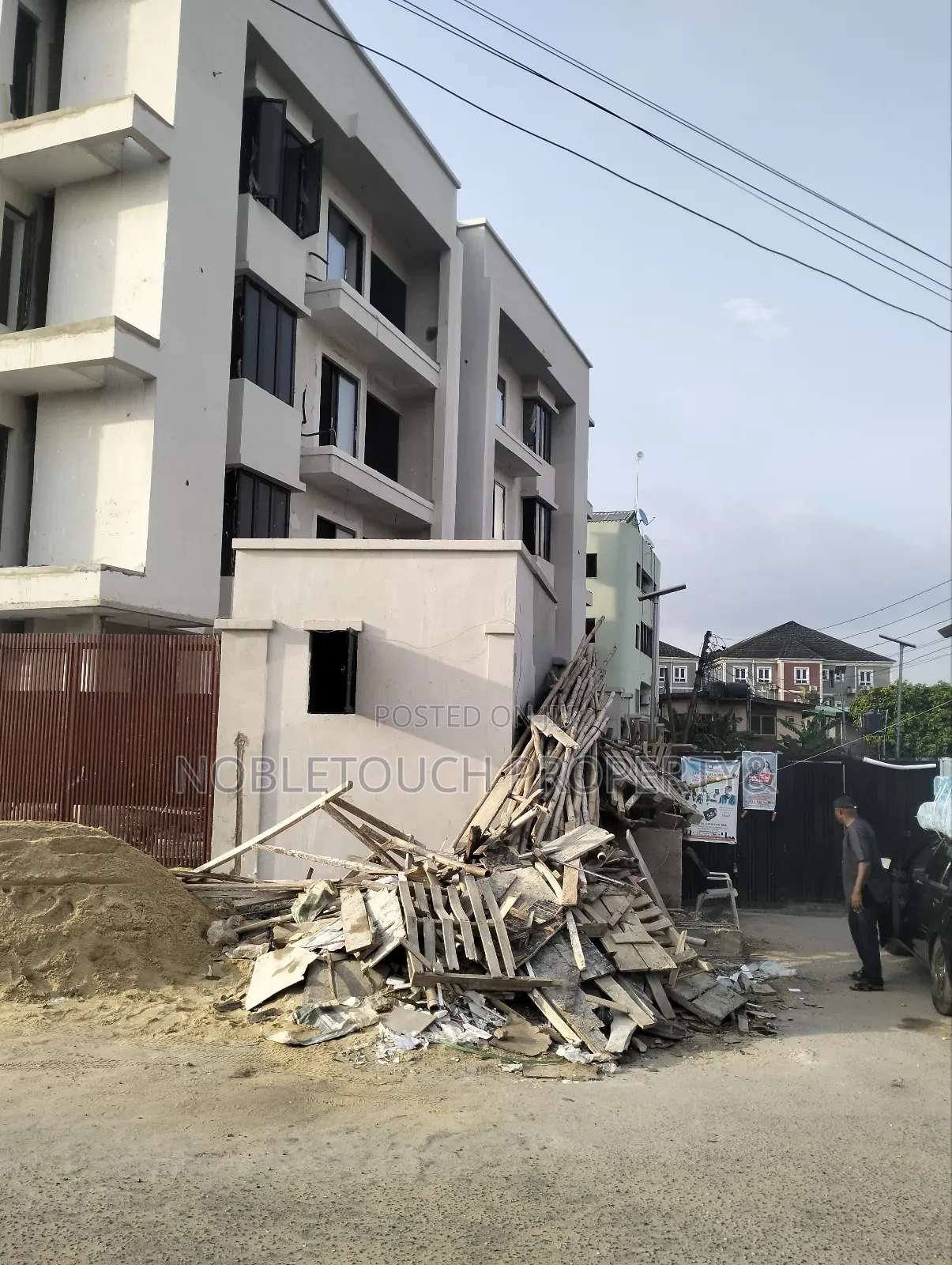 3bdrm Apartment in Ikeja Lagos, Allen Avenue for sale in Allen Avenue