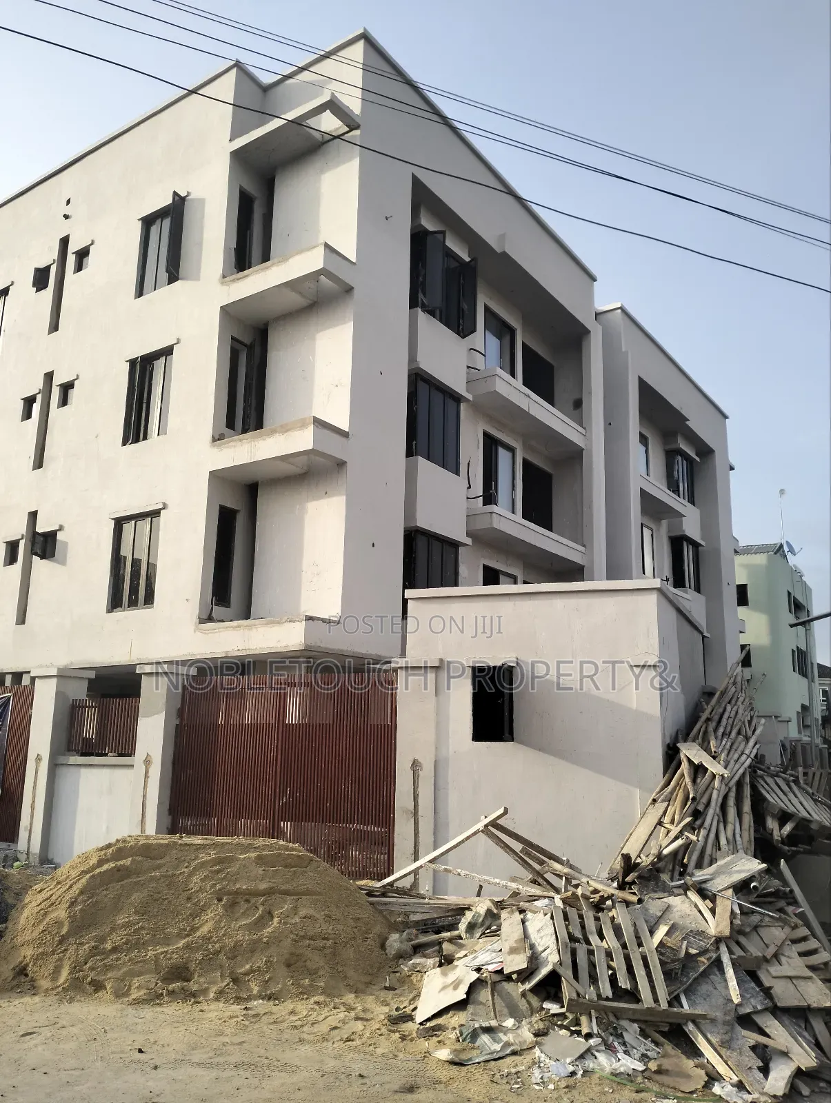 3bdrm Apartment in Ikeja Lagos, Allen Avenue for sale in Allen Avenue