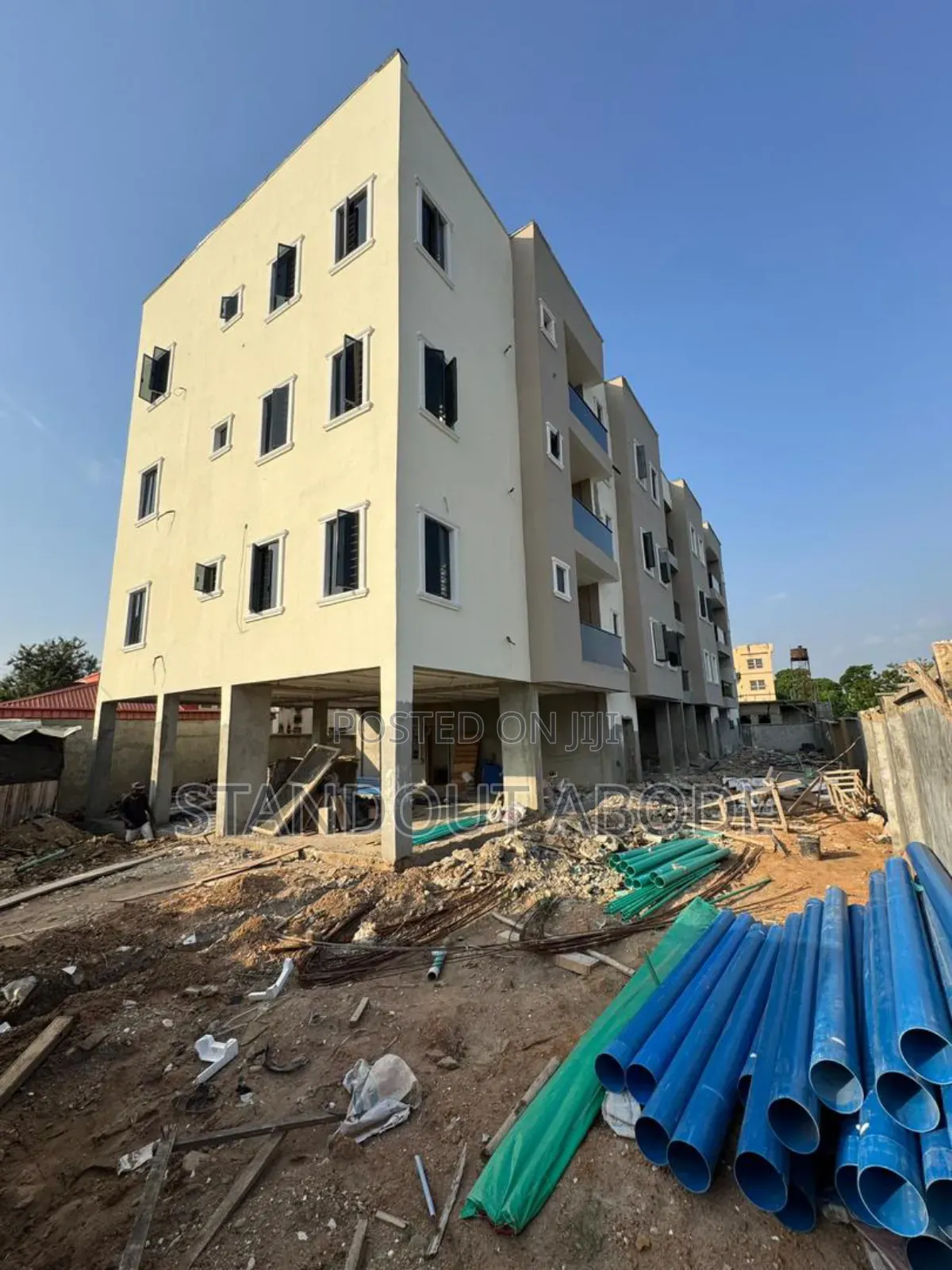 2bdrm Apartment in In A Secure Estate, Yaba for sale in Yaba