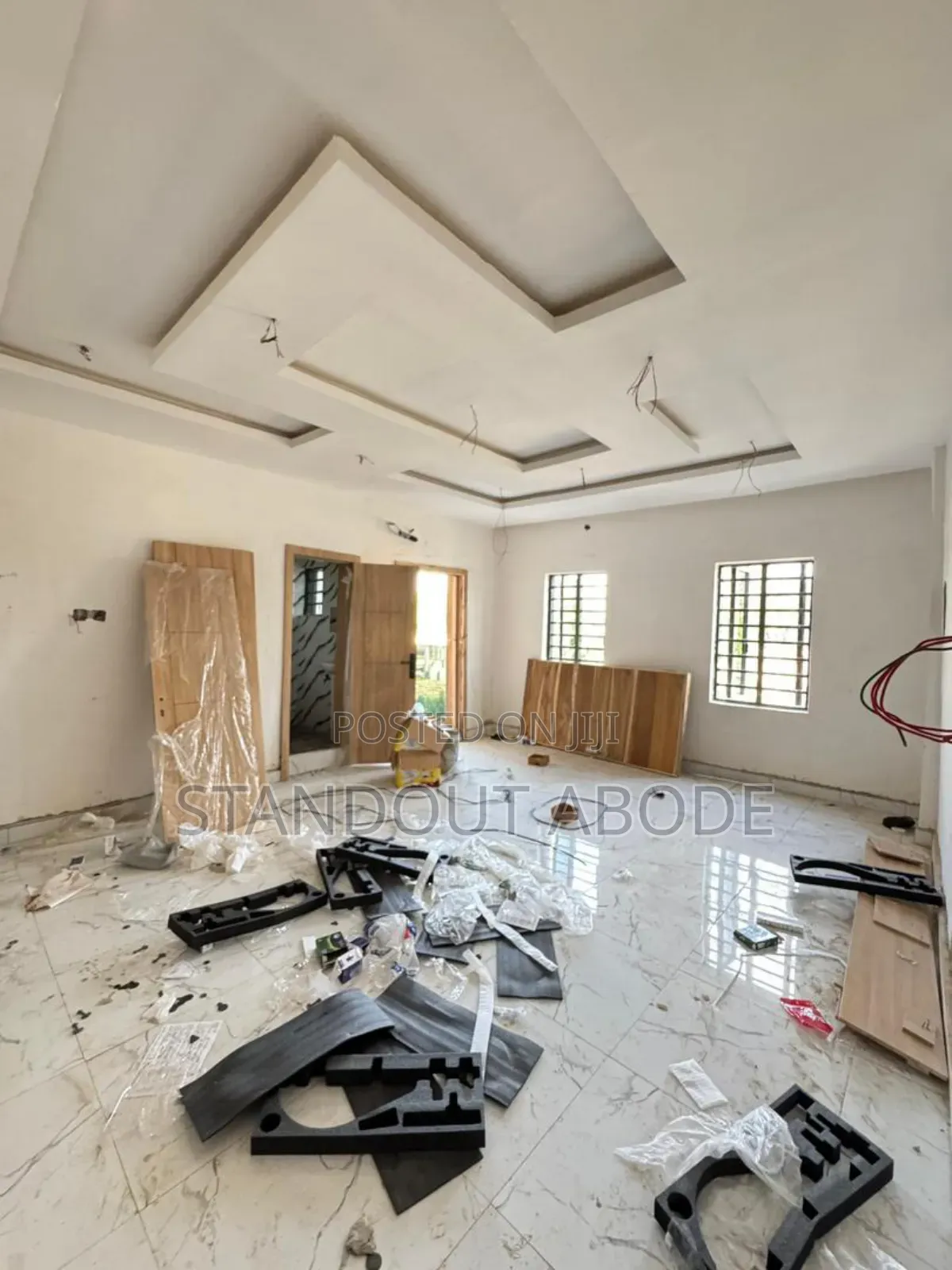 2bdrm Apartment in In A Secure Estate, Yaba for sale in Yaba