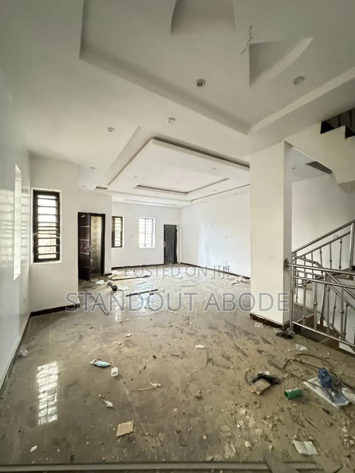4bdrm Duplex in In An Estate, Surulere for sale in Surulere