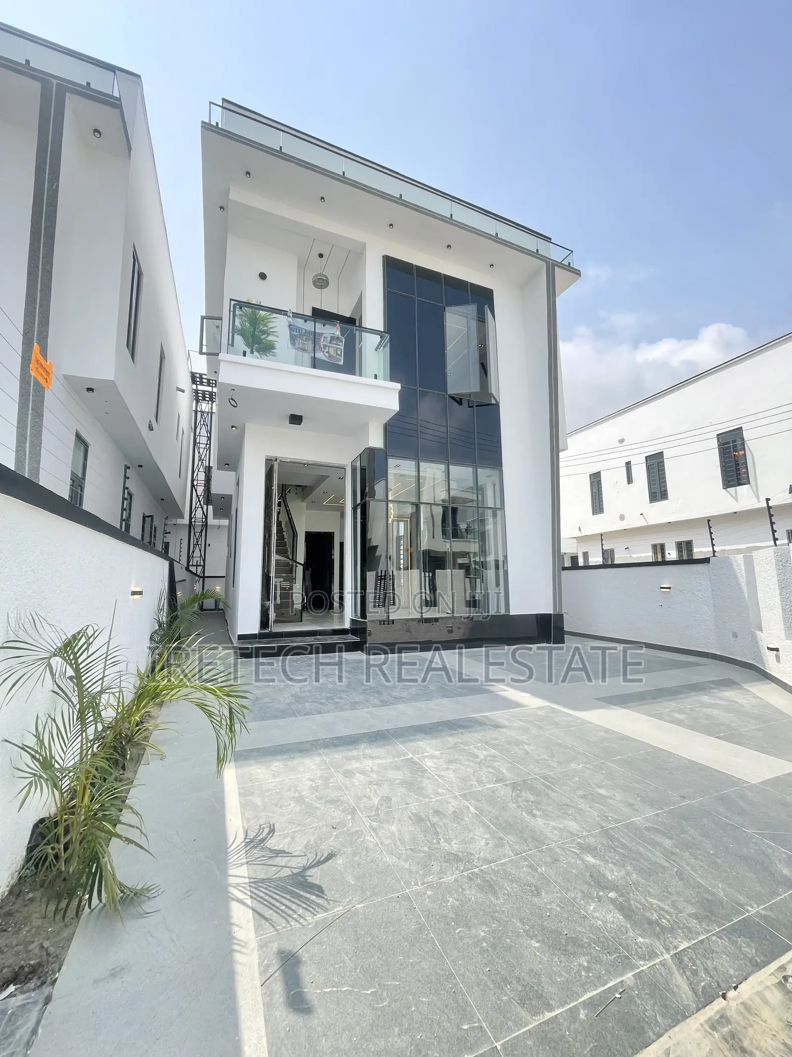 4bdrm Duplex in Ado / Ajah for sale in Ado / Ajah