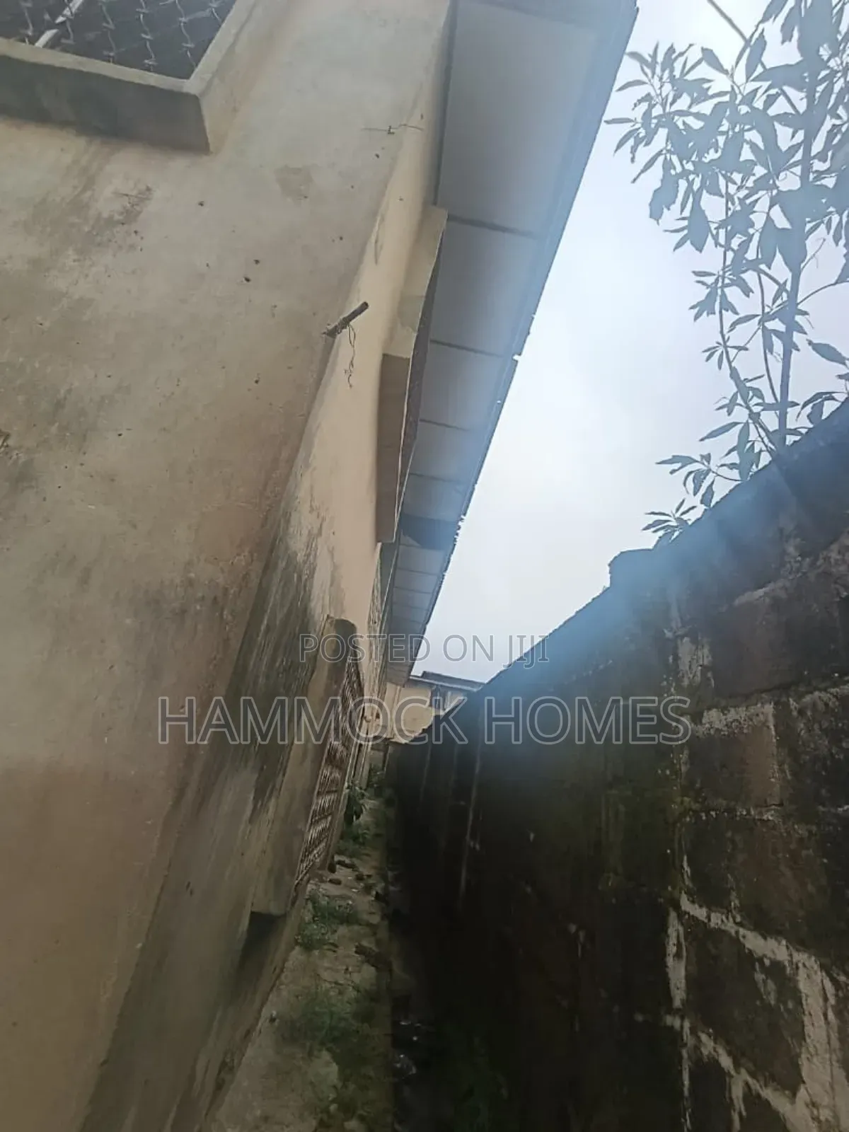 Investment 4 Units of 2-Bedroom Each Suitable for Hostel, Hotel, Flats in Agbowo