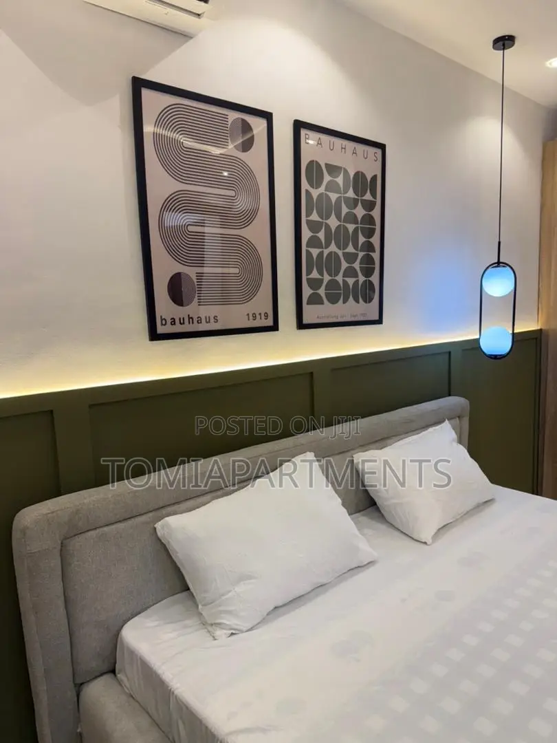 Beautiful 3 Bedroom Shortlet in Maryland, Ikeja in Onigbongbo