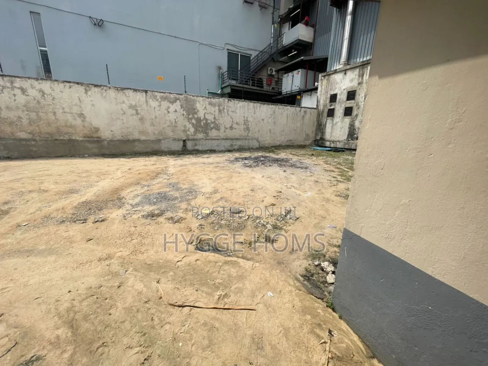 10 Bed Detached House With Bq 30-40 Cars Parking Victoria Island in Victoria Island