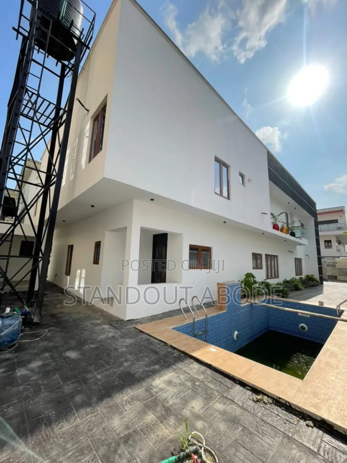 5bdrm Duplex in In An Estate, Ikeja GRA for sale in Ikeja GRA