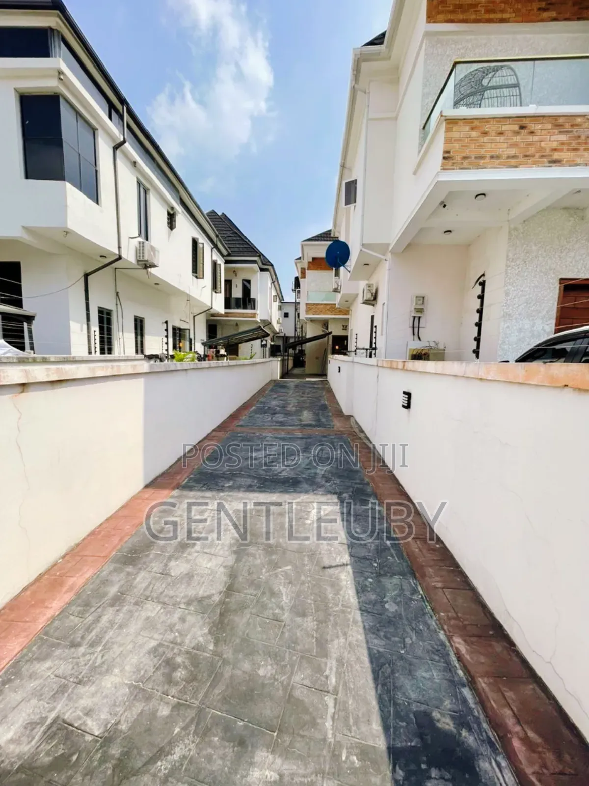4bdrm Duplex in Lekki County for rent in Lekki Phase 2