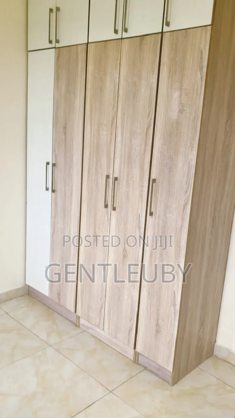 4bdrm Apartment in Harris Drive, Lekki Phase 2 for rent in Lekki Phase 2