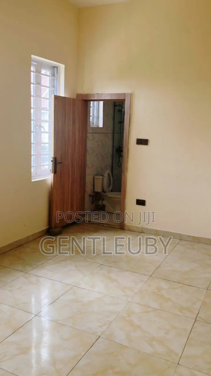 4bdrm Apartment in Harris Drive, Lekki Phase 2 for rent in Lekki Phase 2