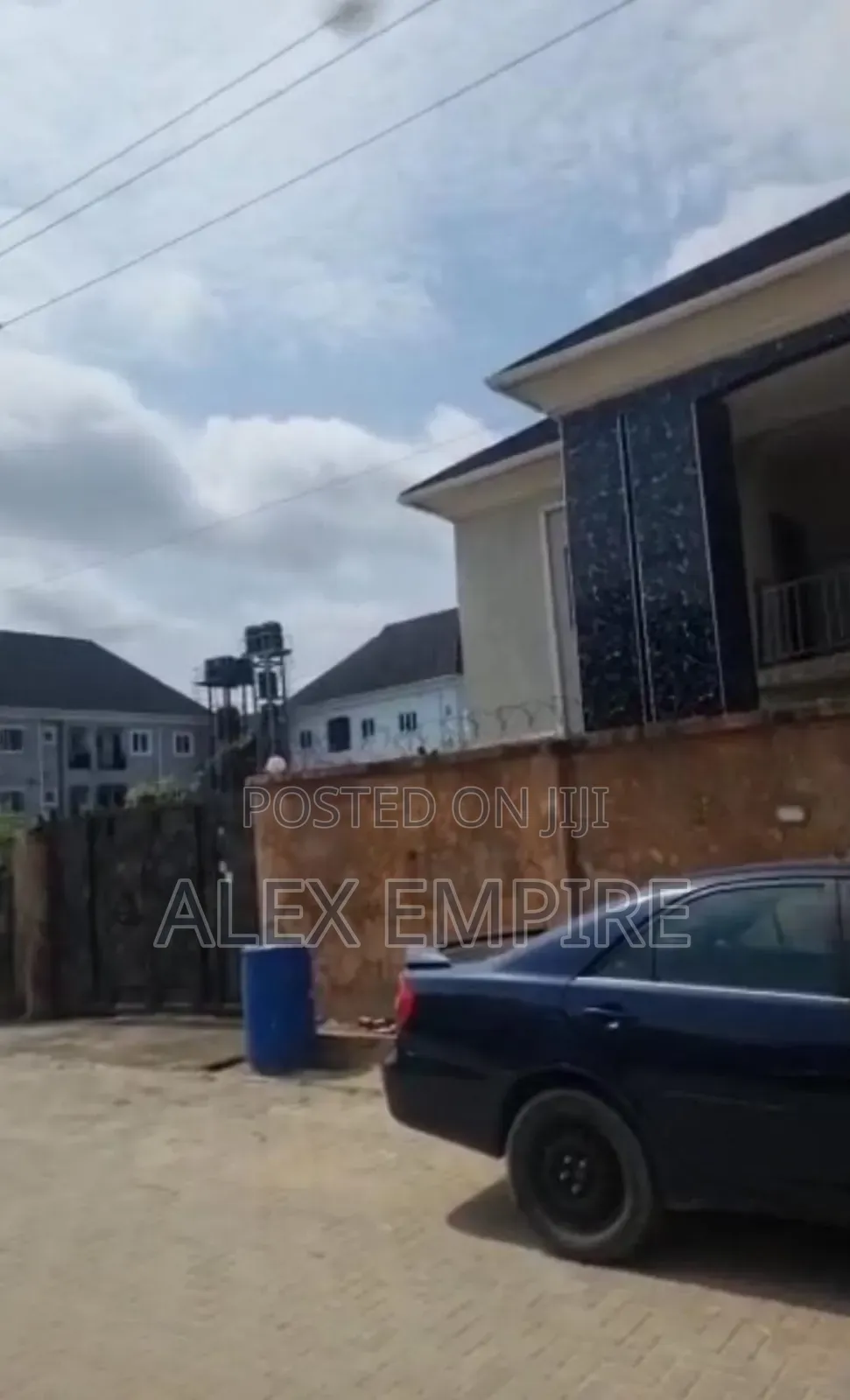 4bdrm Duplex in Okota for sale in Okota