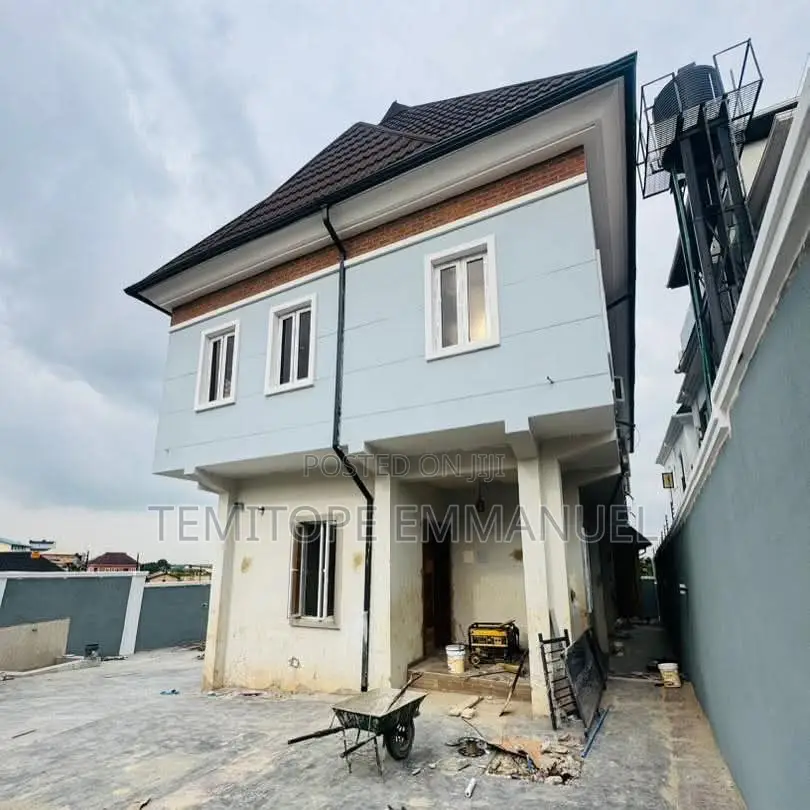 Furnished 4bdrm Duplex in Magodo Phase 1 for sale in GRA Phase 1