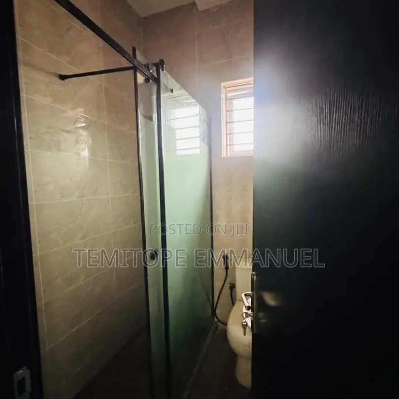 Furnished 4bdrm Duplex in Magodo Phase 1 for sale in GRA Phase 1