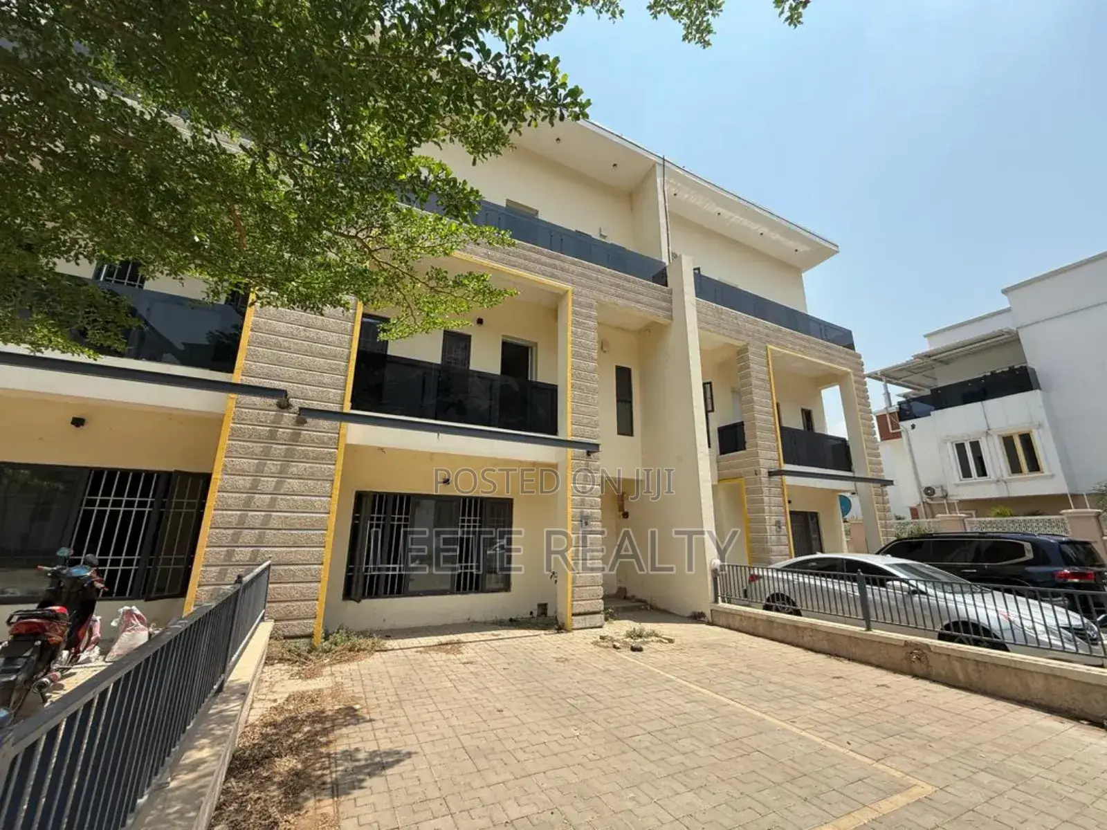 5bdrm Townhouse/Terrace in Wuse 2 for sale in Wuse 2