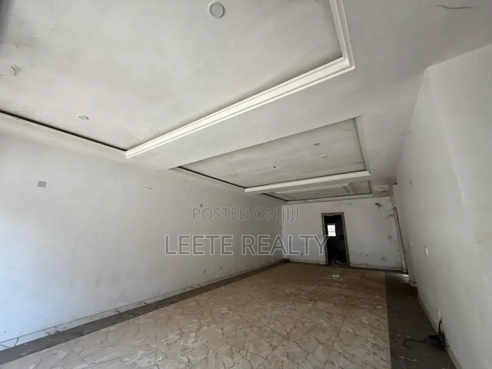 5bdrm Townhouse/Terrace in Wuse 2 for sale in Wuse 2