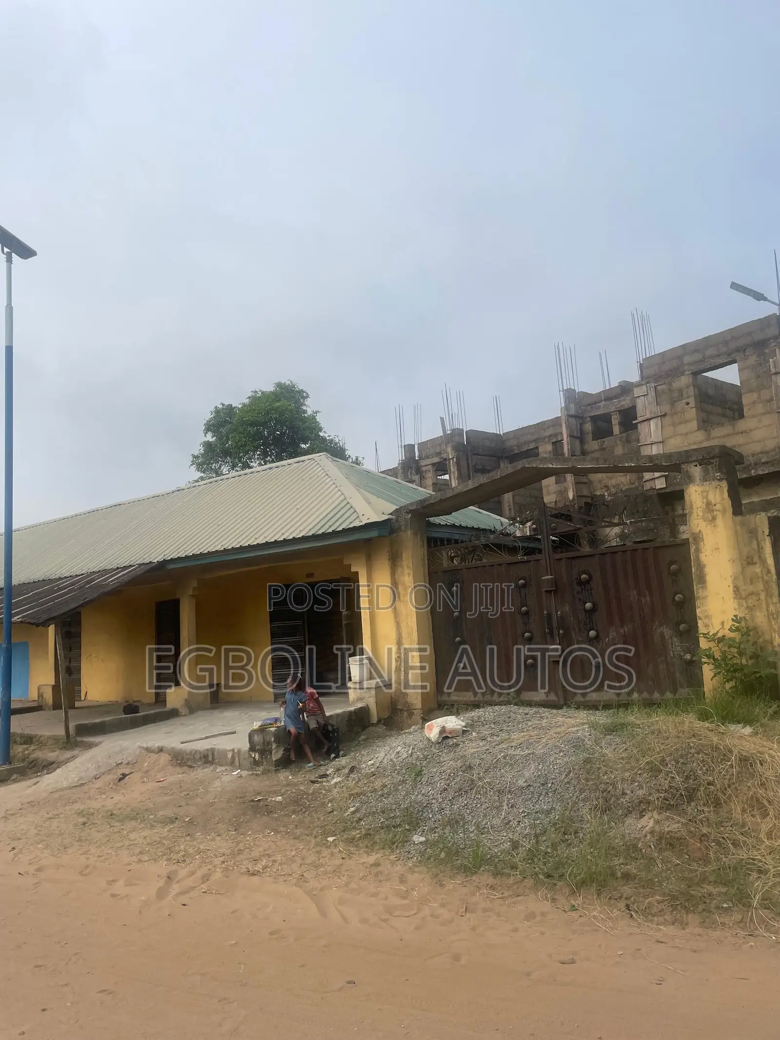 2bdrm House in Osisioma Ngwa for sale in Osisioma Ngwa