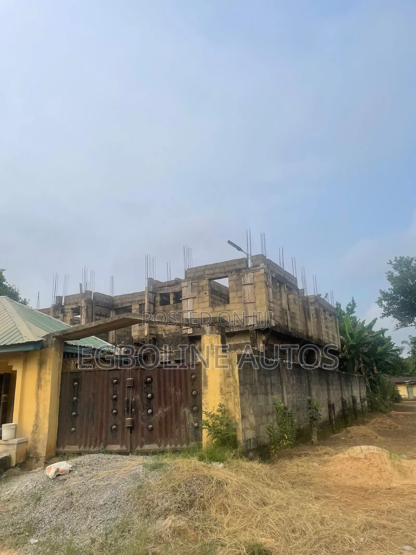 2bdrm House in Osisioma Ngwa for sale in Osisioma Ngwa
