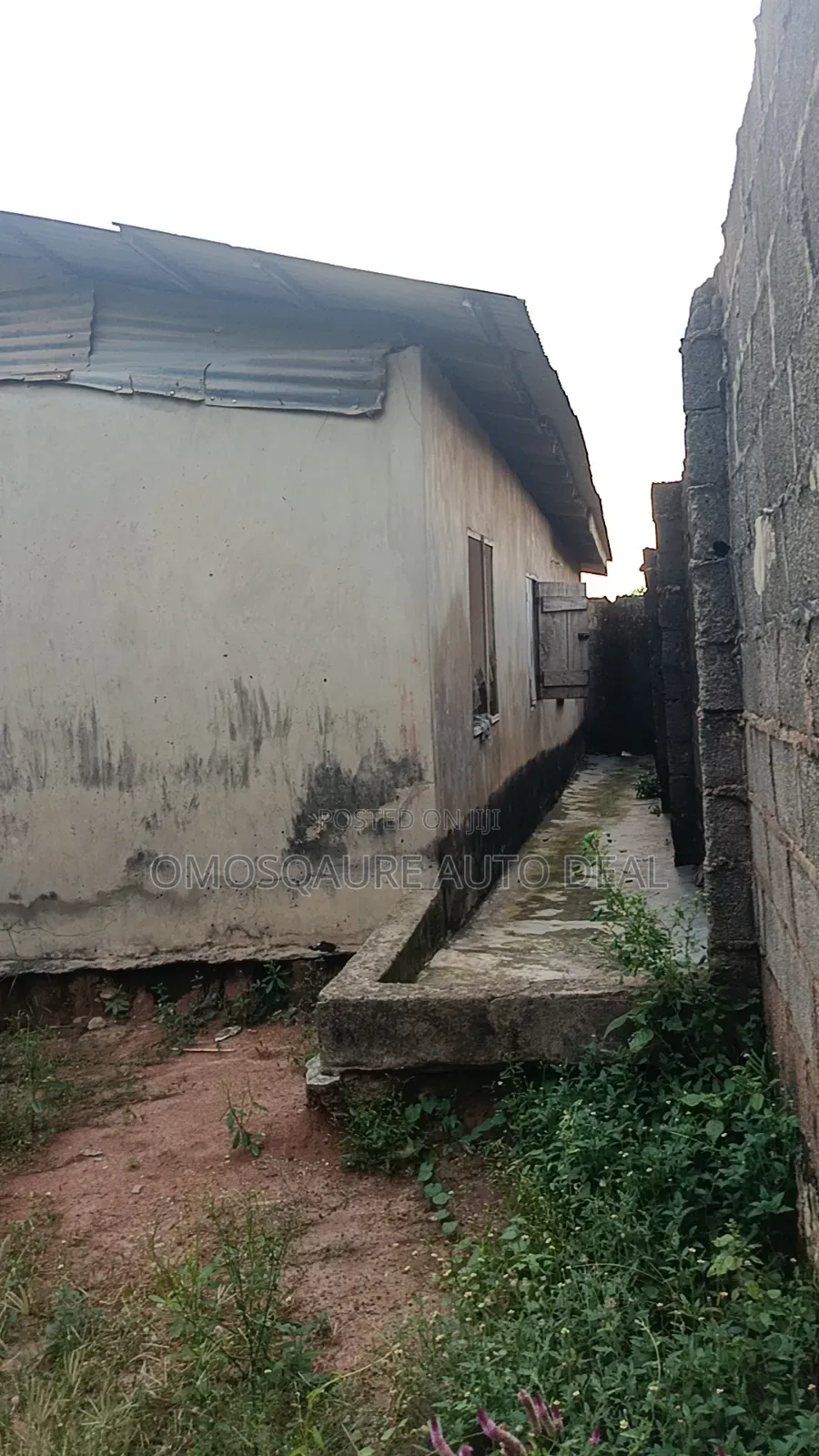3bdrm Bungalow in Adiyan, Alagbado for sale in Alagbado