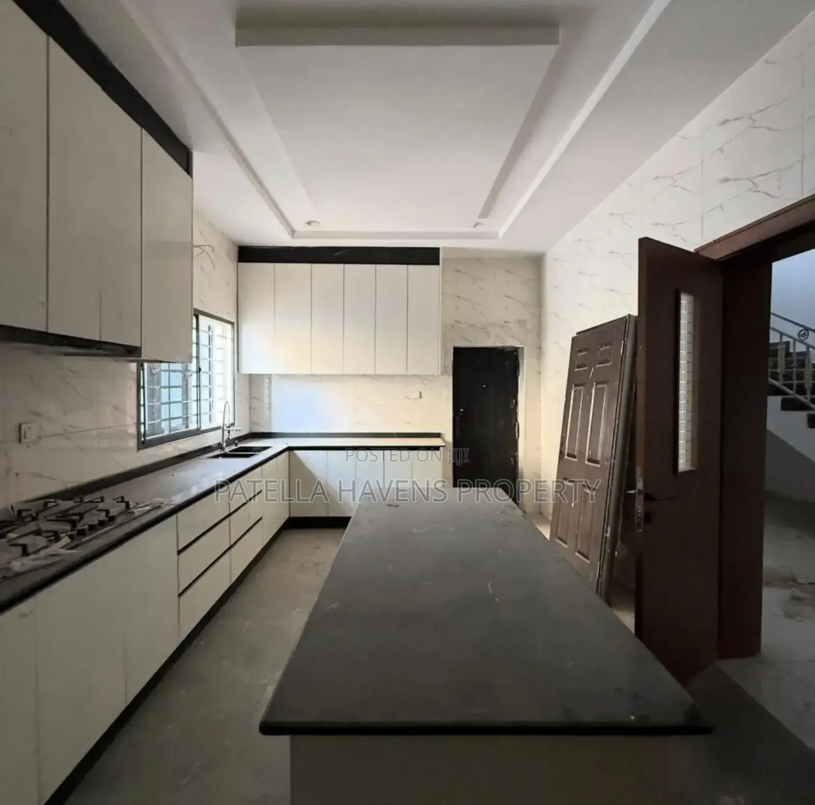 5bdrm Duplex in Lokogoma for sale in Lokogoma