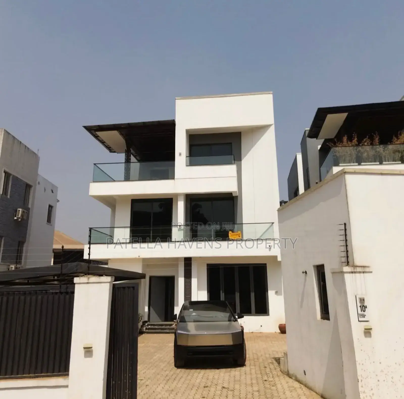 5bdrm Duplex in Maitama for sale in Maitama
