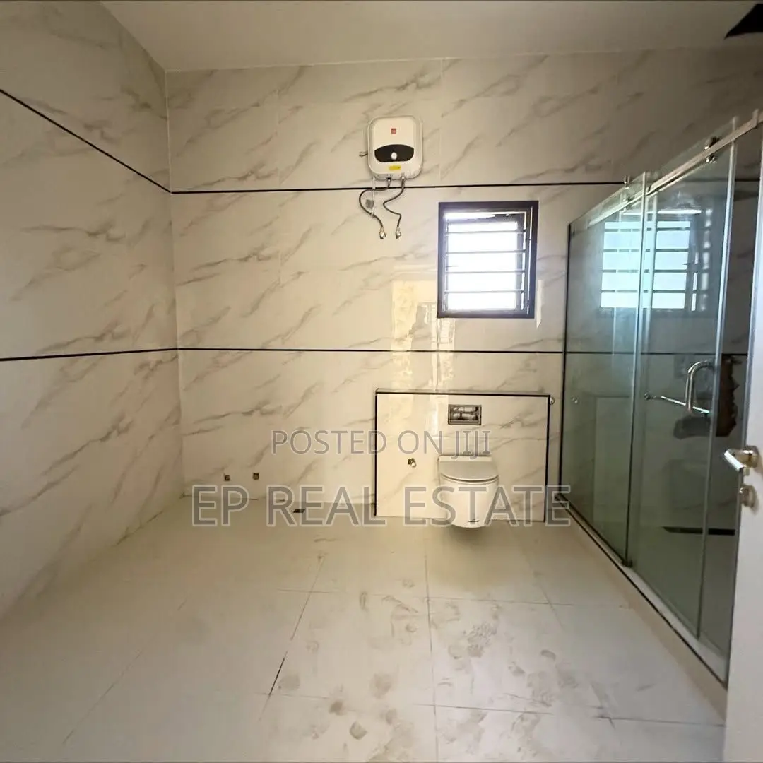 7bdrm Mansion in Asokoro for sale in Asokoro