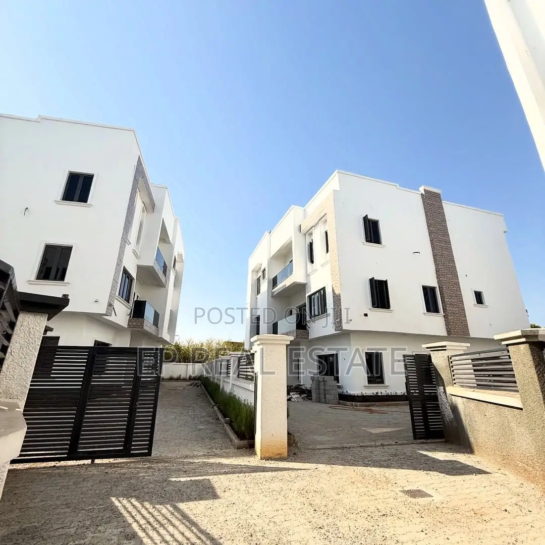 7bdrm Mansion in Asokoro for sale in Asokoro
