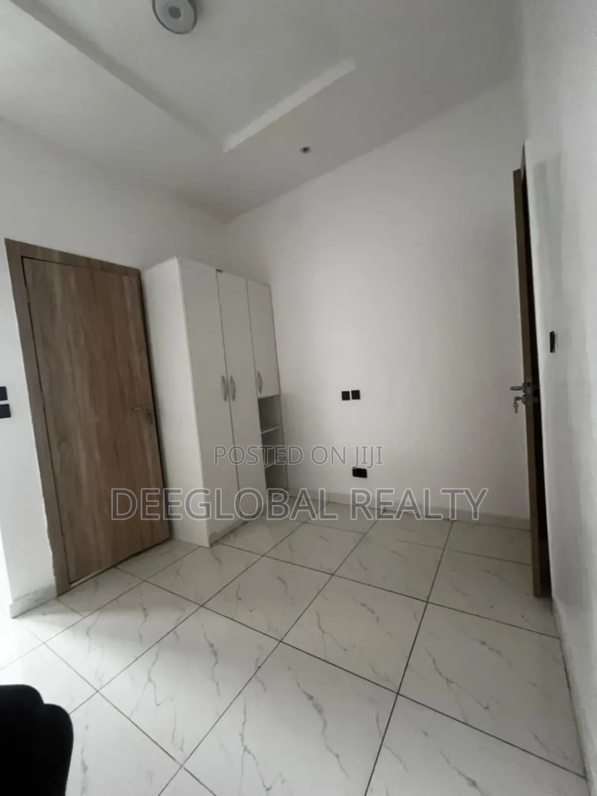 4bdrm Townhouse/Terrace in Royal Pine Estate, Lekki for sale in Lekki